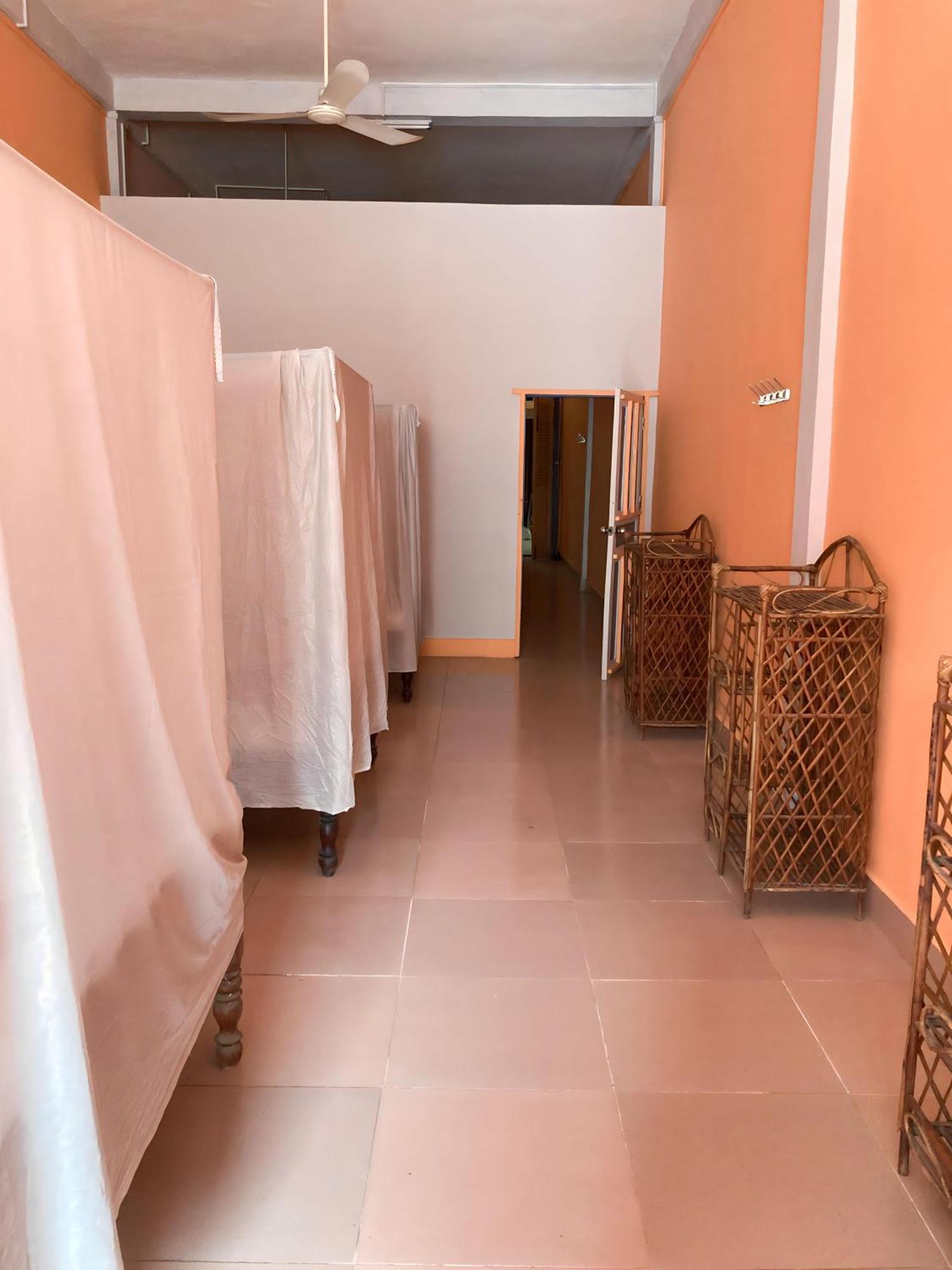 Ganesha Hostel Μπατταμπάνγκ Εξωτερικό φωτογραφία